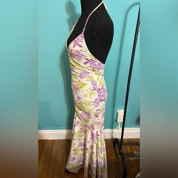 #150 Beautiful gown with mermaid skirt - Picture 4 of 8